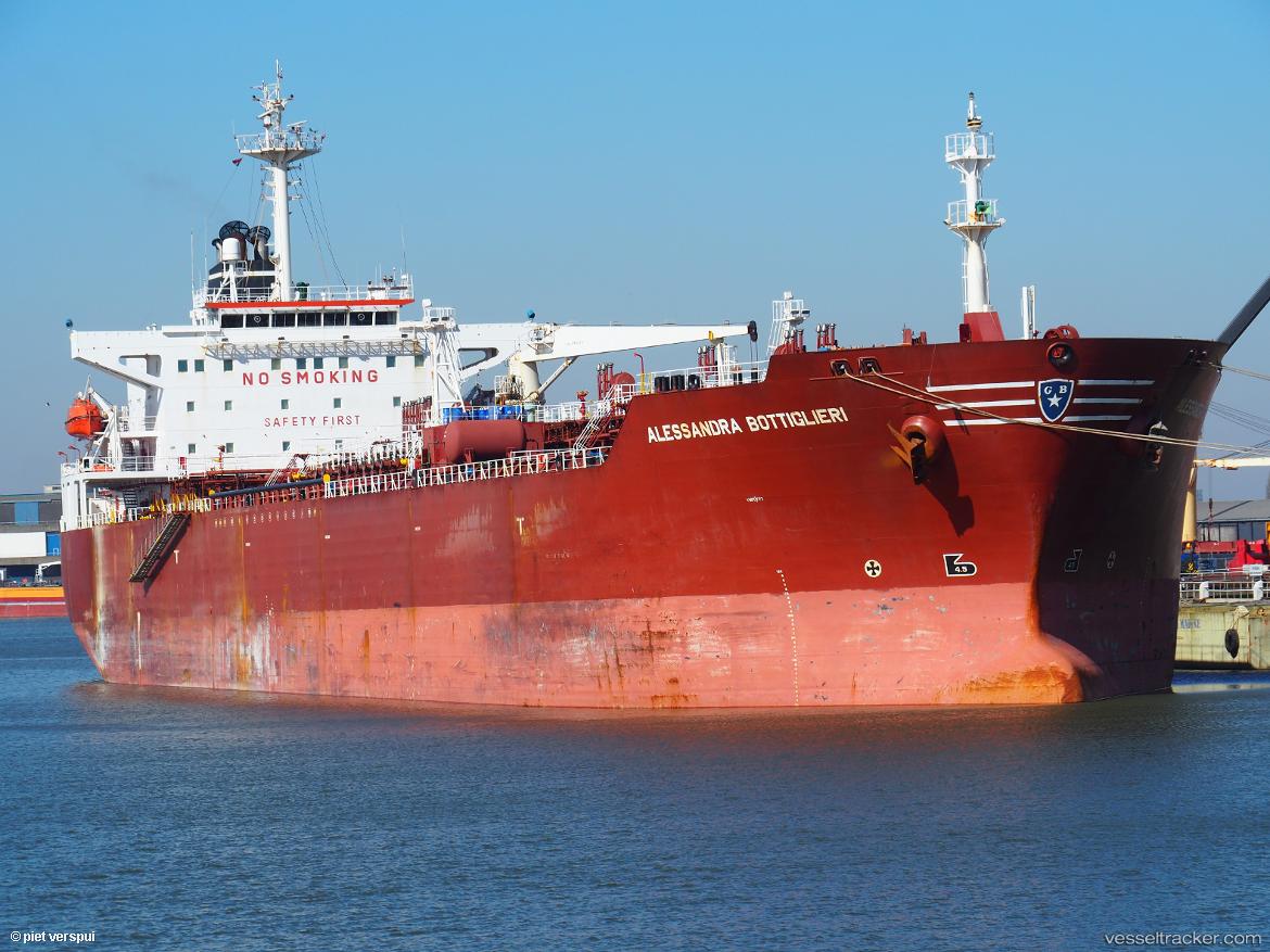 Calm-Lake - Chemical Oil Products Tanker vessel