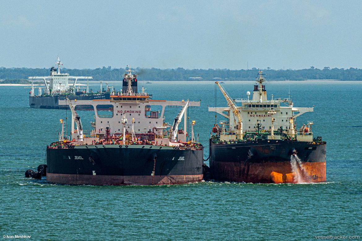 A-Jewel - [oil_and_chemical_tanker.fso] vessel