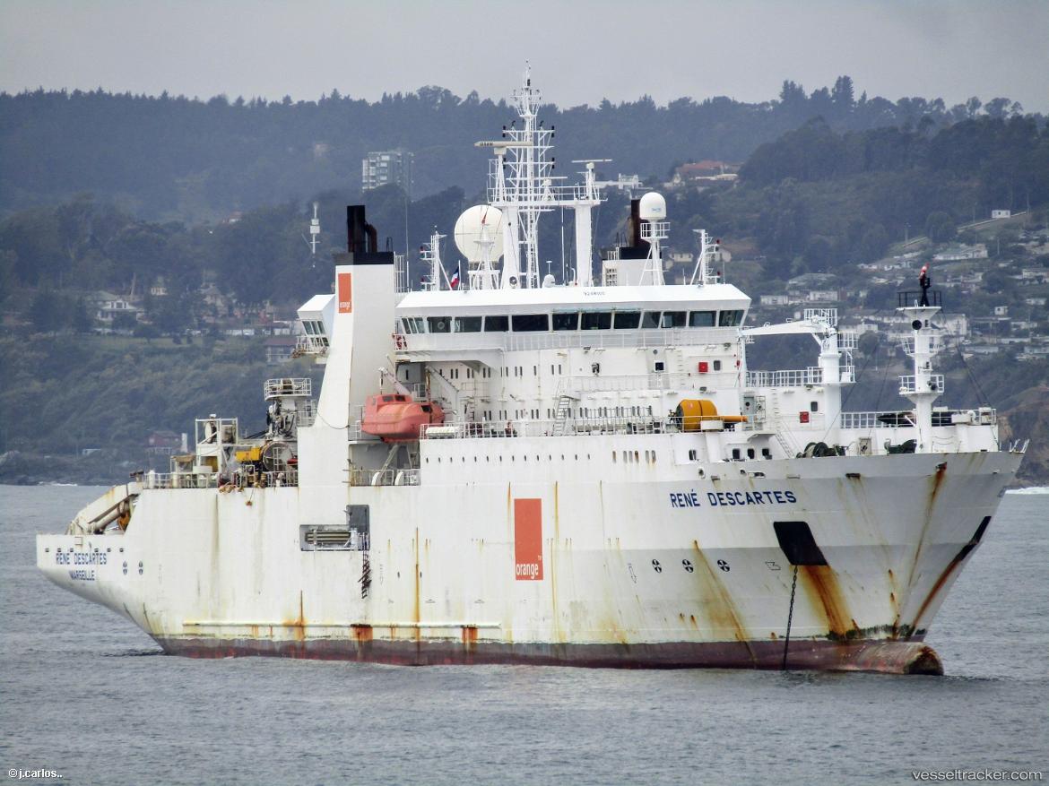 Cs-Rene-Descartes - Cable Layer vessel