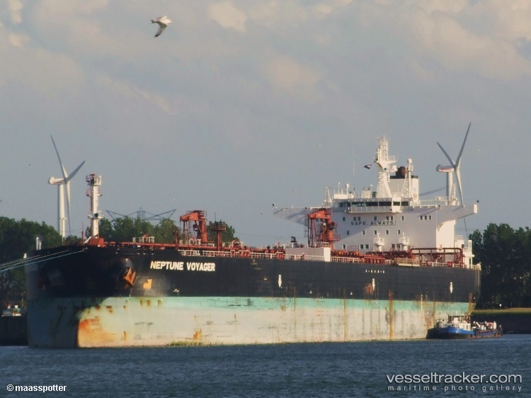 Nusa-Merdeka - Crude Oil Tanker vessel