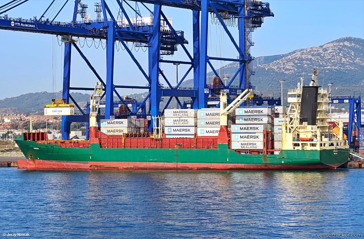 Lars-D - Container Ship vessel