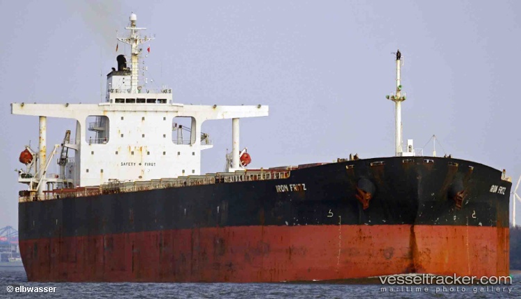Xh-Explorer - Bulk Carrier vessel
