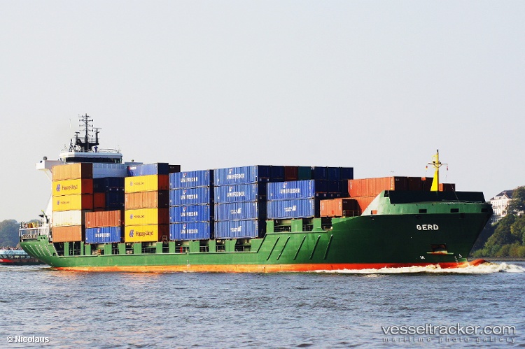 Yed-Prior - Hopper Dredger vessel