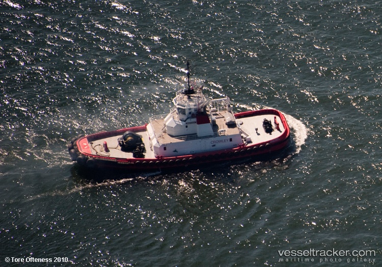 Tug-Response - Tug vessel