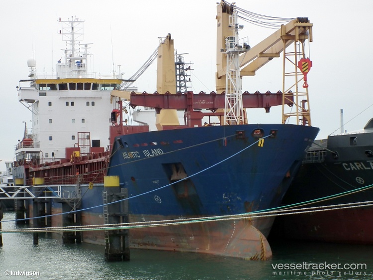 Jolie - General Cargo Ship vessel