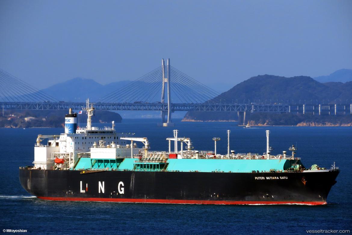 Puteri-Mutiara-Satu - Lng Tanker vessel