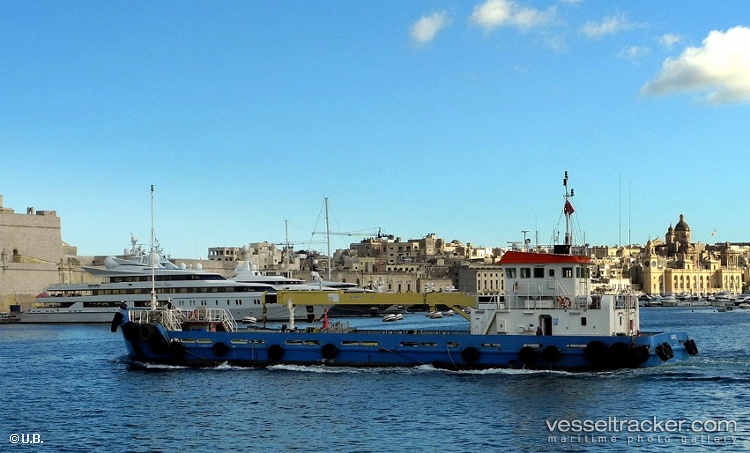 Mumtaz - Oil Products Tanker vessel