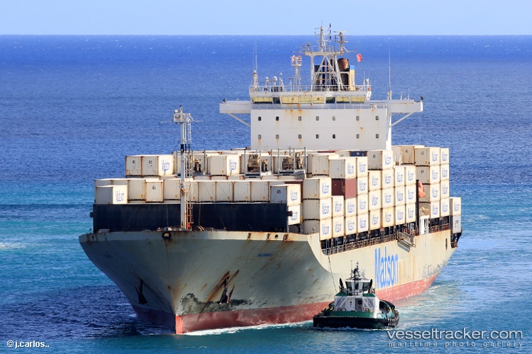 Maunawili - Container Ship