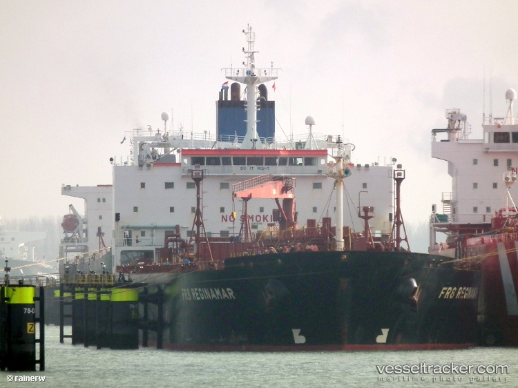 Octa-Divine - Oil Products Tanker