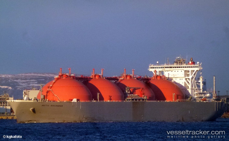 Arctic-Discoverer - Lng Tanker vessel