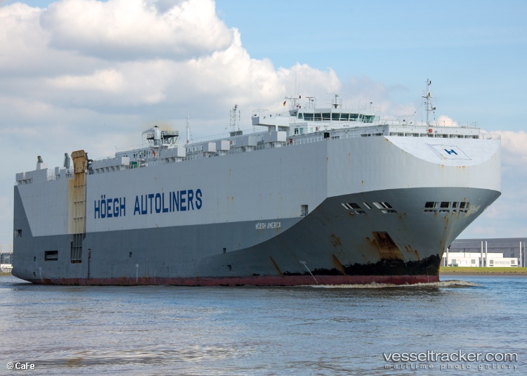 Rcc-America - Vehicles Carrier vessel