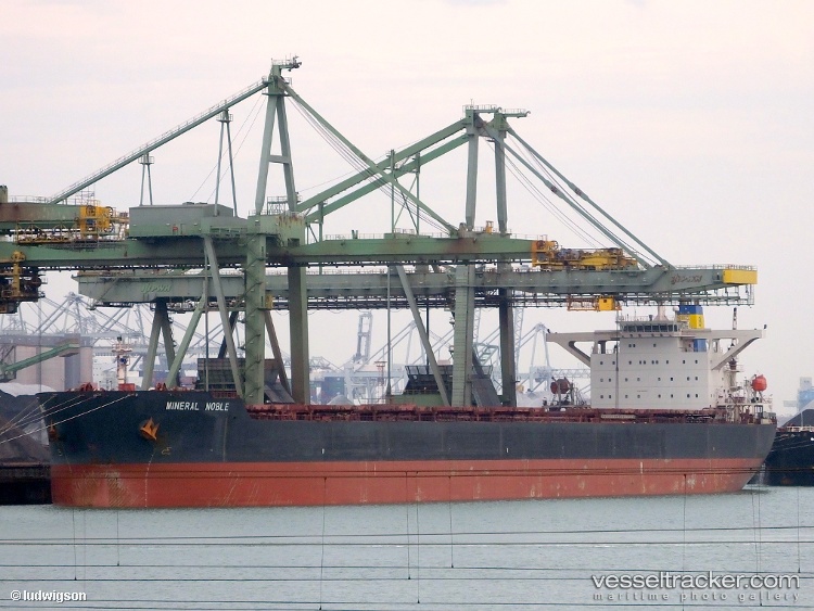 Cape-Mineral - Bulk Carrier vessel