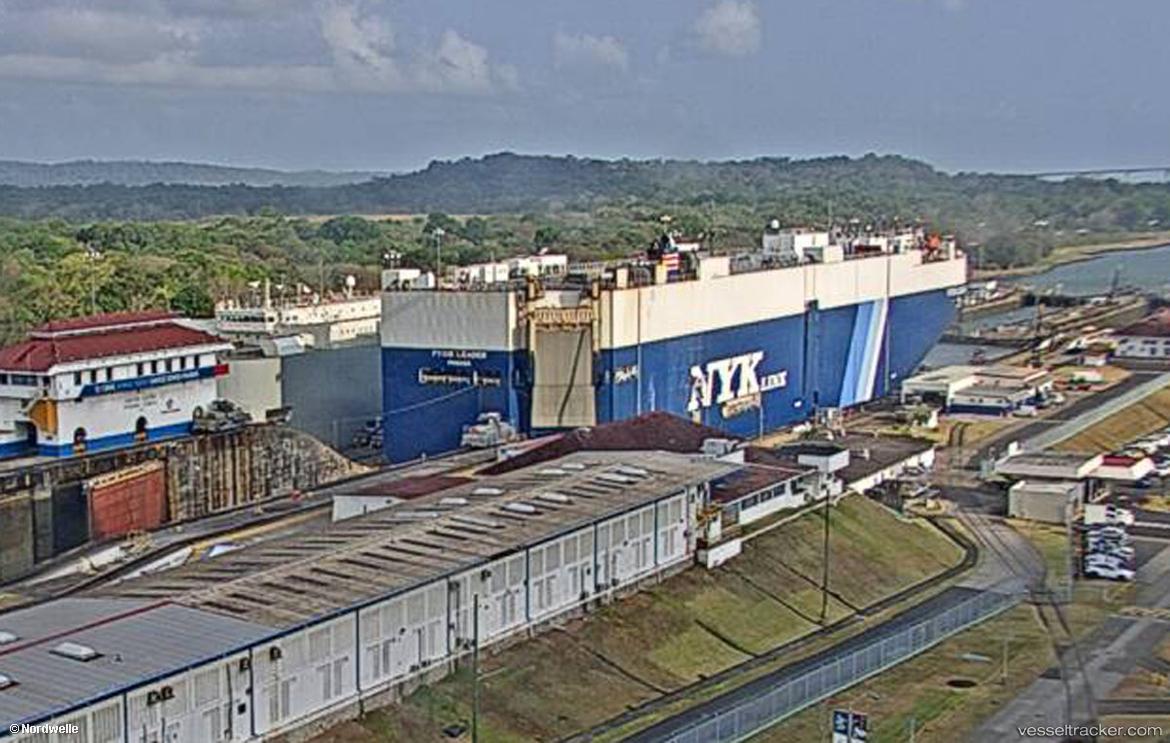 Pyxis-Leader - Vehicles Carrier vessel