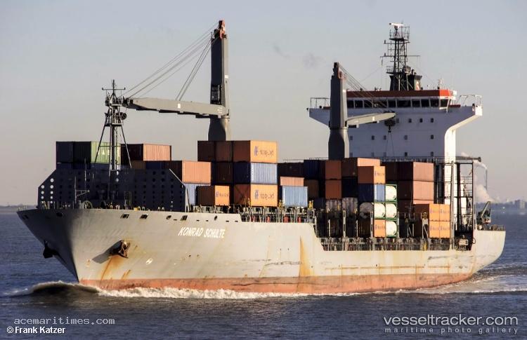 Konrad - Container Ship