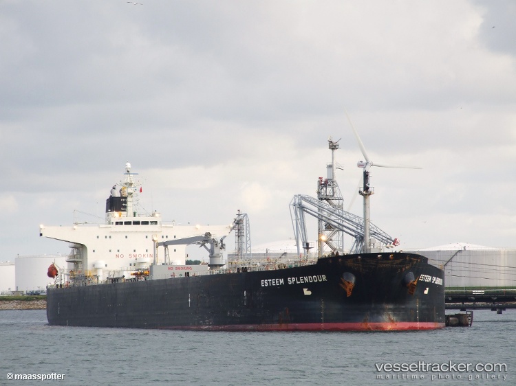 Missoni - Crude Oil Tanker vessel