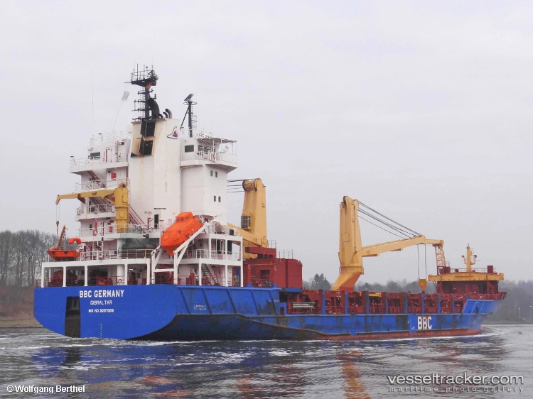 Ocean-Mary - Multi Purpose Carrier