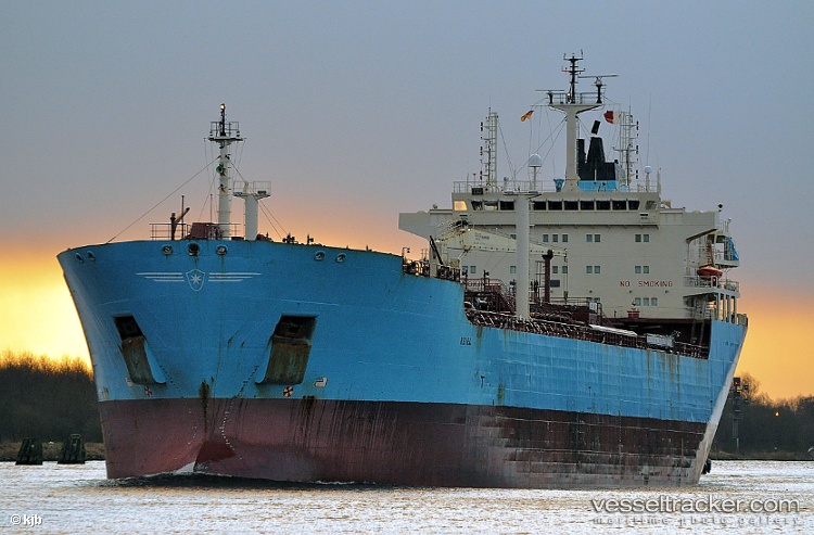Blue-Commander - Oil Products Tanker vessel