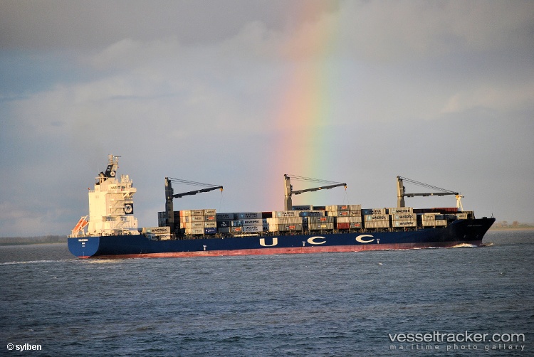 Msc-Falcon-Iii - Container Ship vessel
