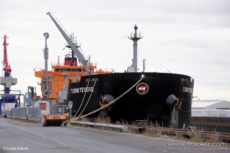 Rainbow - Chemical Oil Products Tanker