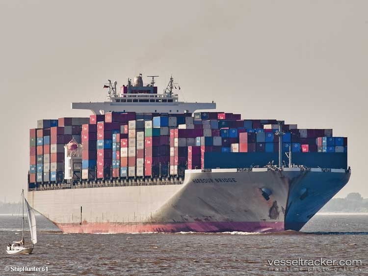 One-Harbour - Container Ship