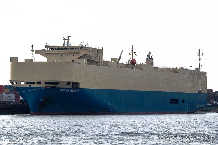 Dream-Beauty - Vehicles Carrier vessel