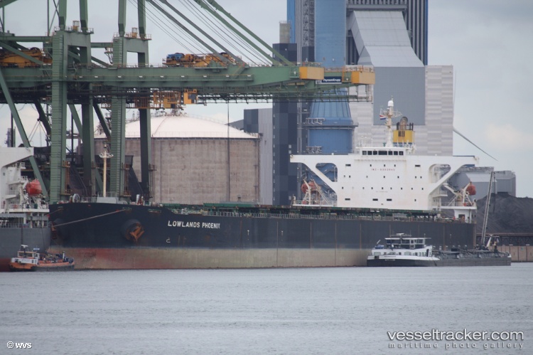 Phoenix-8 - Bulk Carrier vessel