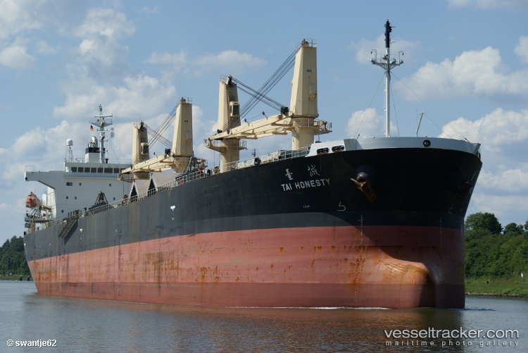 Lotus-6 - Bulk Carrier vessel