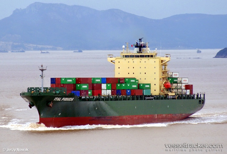 Spring-C - Container Ship vessel