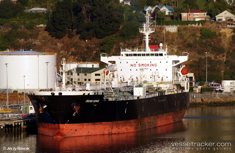 Unite - Crude Oil Tanker vessel