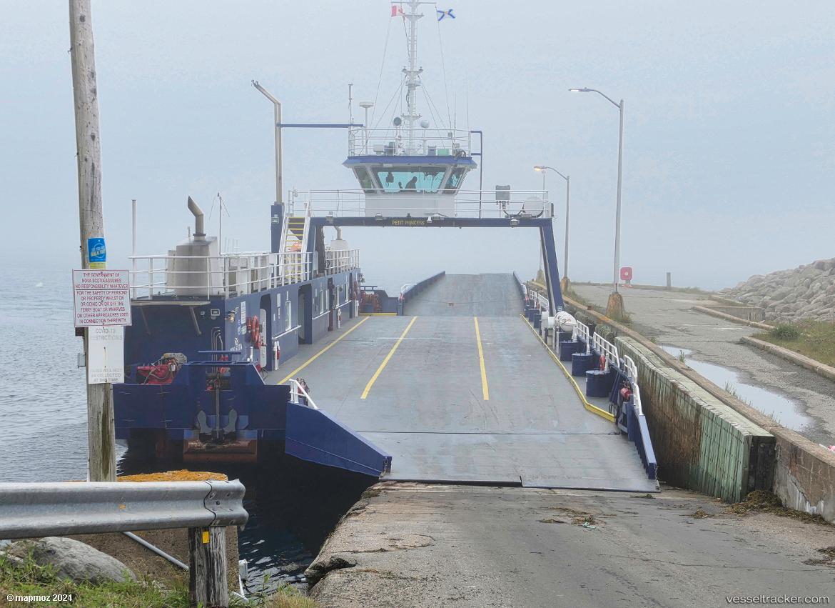 Petit-Princess - Passenger Ro Ro Cargo Ship vessel