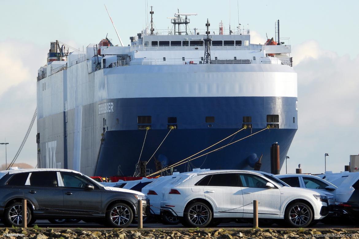 Cepheus-Leader - Vehicles Carrier vessel