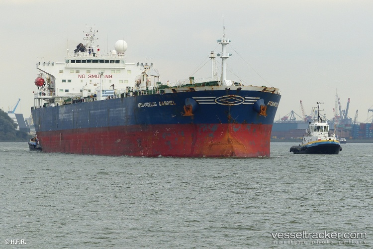 Pola - Crude Oil Tanker vessel