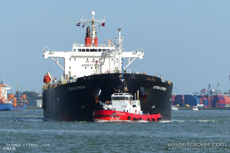Okee-Ulf - Oil Products Tanker