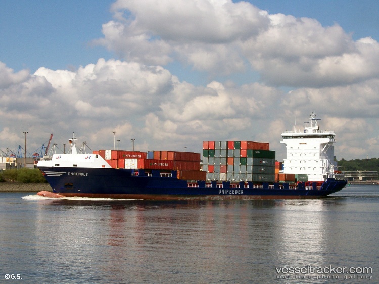 Ensemble - Container Ship vessel