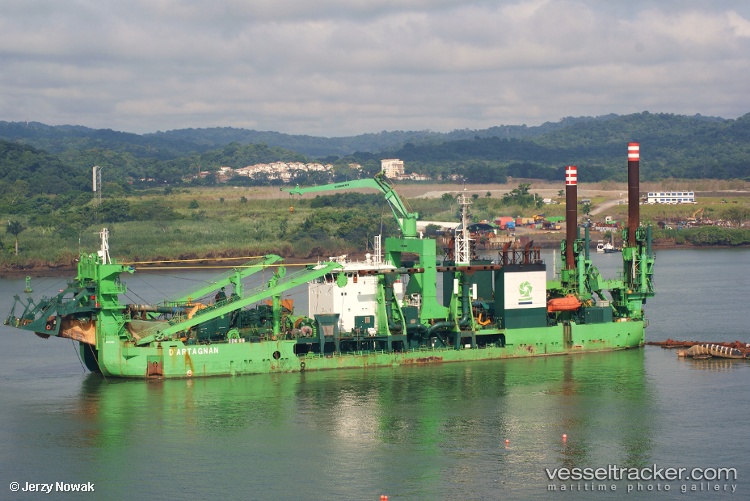 Dartagnan - Dredger vessel