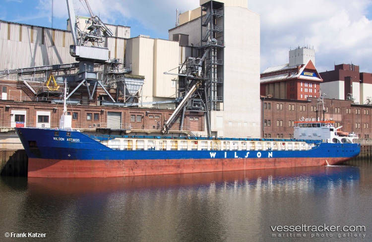 Vertom-Karianne - Multi Purpose Carrier vessel