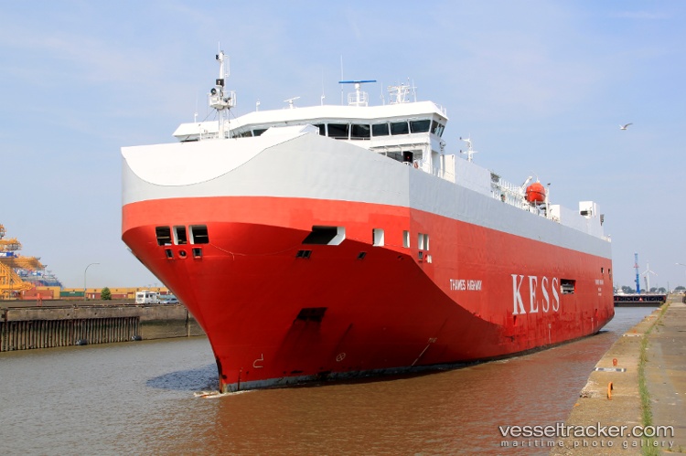 Thames-Highway - Vehicles Carrier vessel