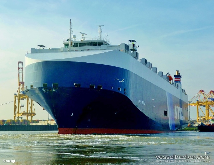 Opal-Leader - Vehicles Carrier