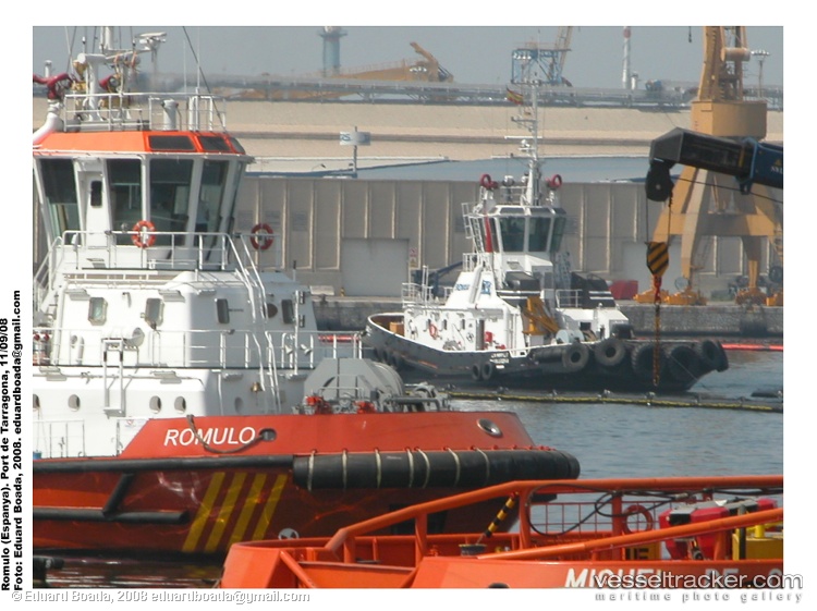Red-Fox - Tug vessel