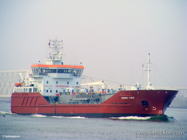 Sarnia-Cherie - Oil Products Tanker vessel