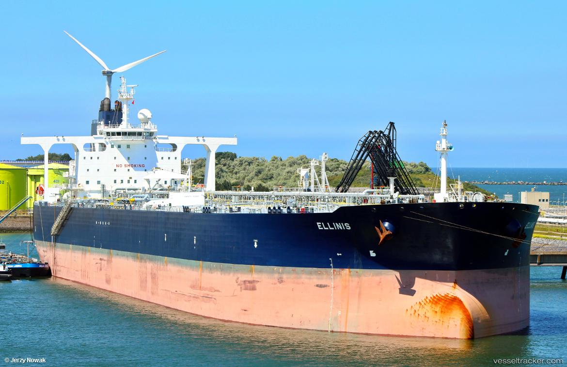 Sahara - Crude Oil Tanker vessel