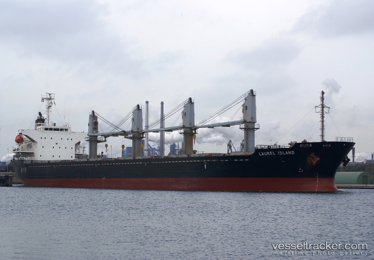 Med-Island - Bulk Carrier