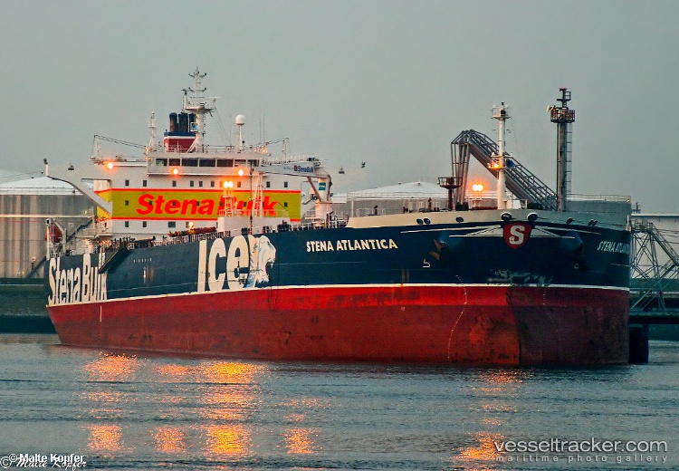 Avril - Crude Oil Tanker vessel