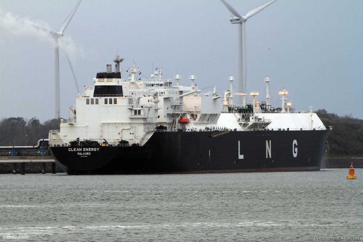 Clean-Energy - Lng Tanker vessel