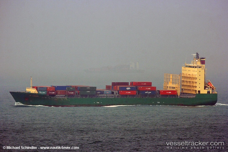 Cape-Flores - Container Ship vessel