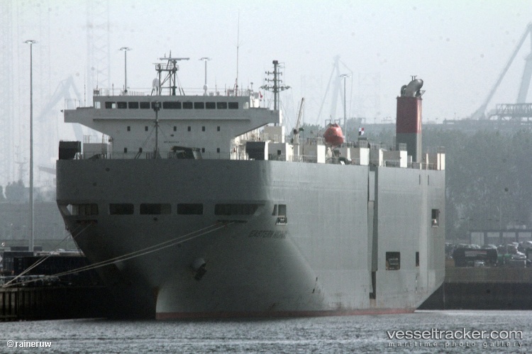Western-Highway - Vehicles Carrier vessel