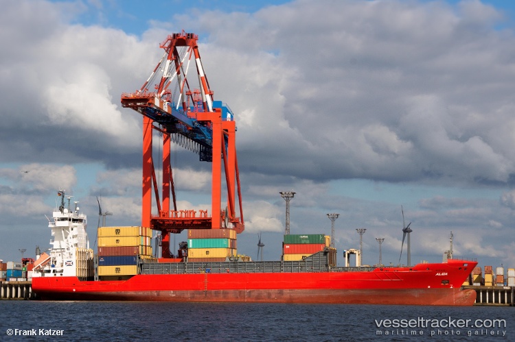Wec-Corneille - Container Ship vessel
