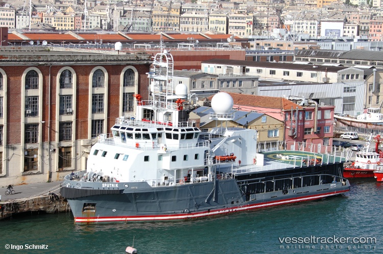 Sputnik - Service Ship vessel