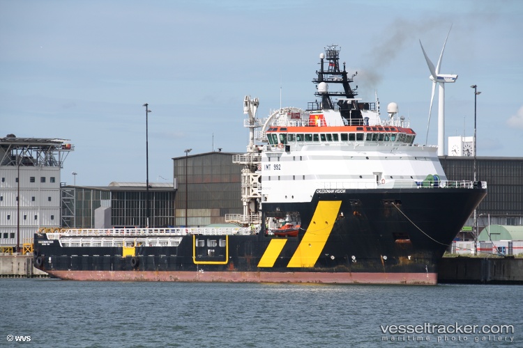 Ile-De-Molene - Cable Layer vessel