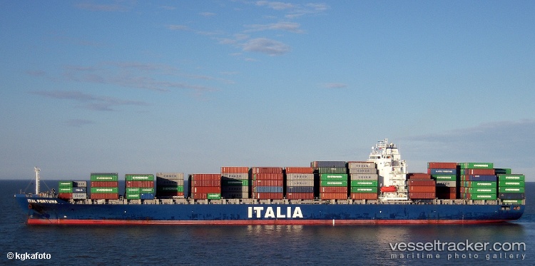 Celsius-Nicosia - Container Ship vessel